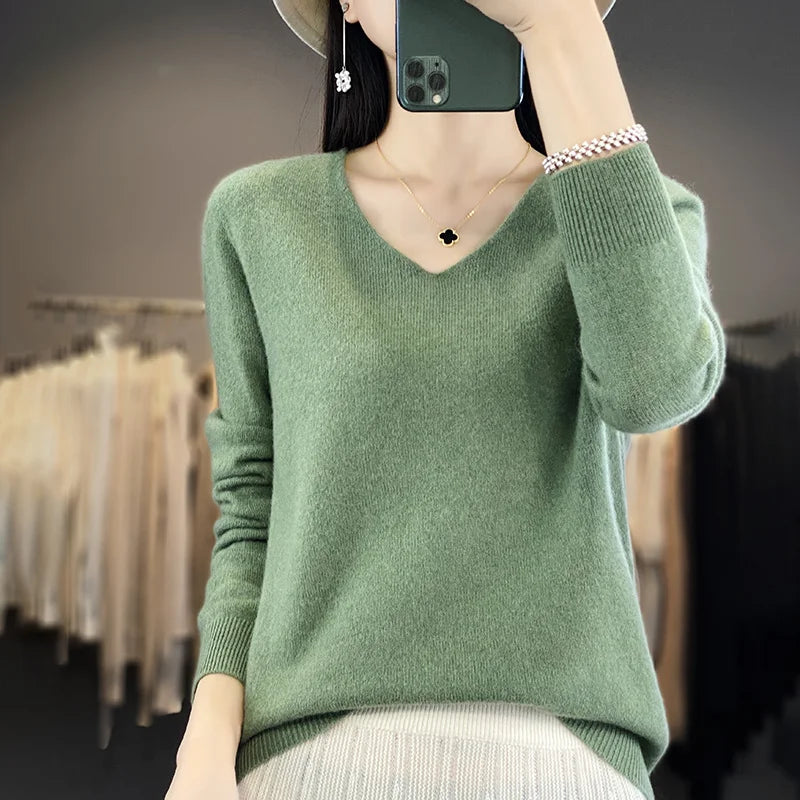 Women Sweater V-Neck 
Cashmere Long Sleeve Soft Knitwear